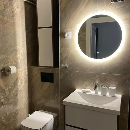 Leo Apartman